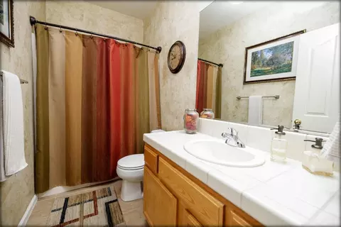 Bath - 3609 Plaudit Dr, Modesto, CA 95355 photo 4 of 12