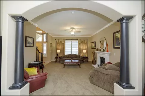Living - 3609 Plaudit Dr, Modesto, CA 95355 photo 4 of 14