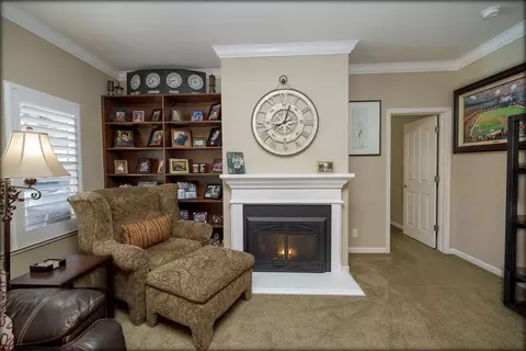 Living - 3609 Plaudit Dr, Modesto, CA 95355 photo 9 of 14