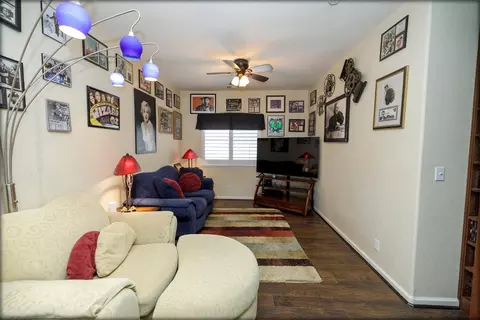 Living - 3609 Plaudit Dr, Modesto, CA 95355 photo 14 of 14