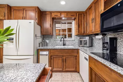 314 E St, Empire, CA 95319 photo 17