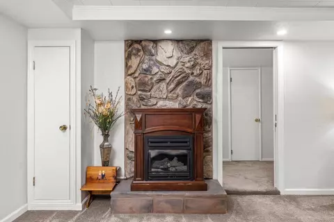 314 E St, Empire, CA 95319 photo 23