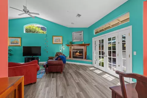 3645 Voleyn St, Carmichael, CA 95608 photo 10