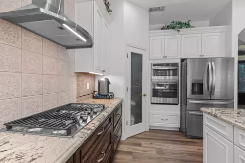 3645 Voleyn St, Carmichael, CA 95608 photo 17