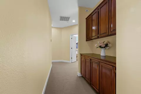 3645 Voleyn St, Carmichael, CA 95608 photo 36