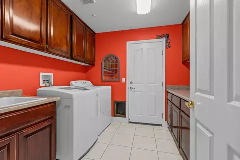 3645 Voleyn St, Carmichael, CA 95608 photo 21