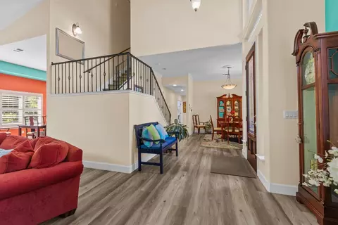 3645 Voleyn St, Carmichael, CA 95608 photo 4