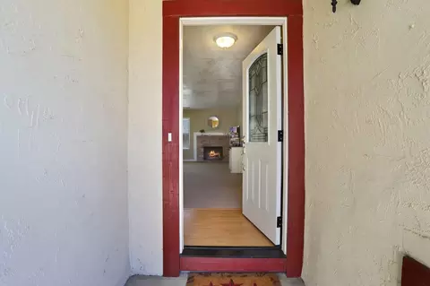 Entry Way - 1850 Duncan Dr, Tracy, CA 95376 photo 1 of 3