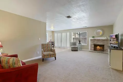 Living - 1850 Duncan Dr, Tracy, CA 95376 photo 1 of 3