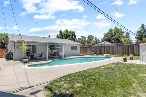 655 Diane Dr, Manteca, CA 95336 photo 19