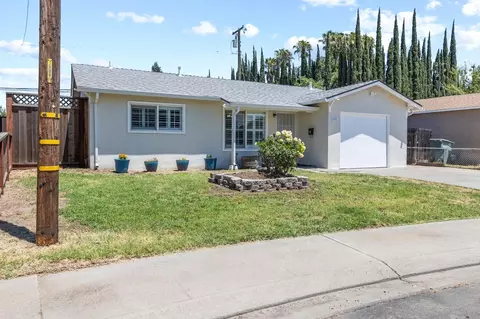 655 Diane Dr, Manteca, CA 95336 photo 2