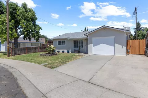 655 Diane Dr, Manteca, CA 95336 photo 3
