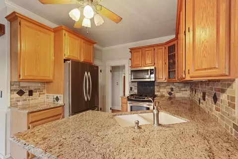 207 S Rose, Lodi, CA 95240 photo 17