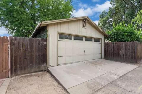 207 S Rose, Lodi, CA 95240 photo 47