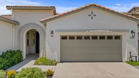 2203 Basque Dr, Tracy, CA 95304 photo 4