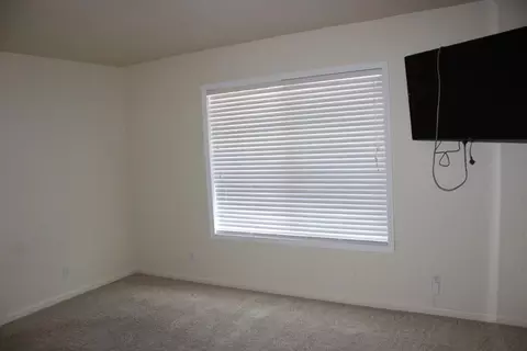 Bedroom - 6004 Anthony Dr, Orangevale, CA 95662 photo 1 of 2