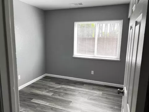 Bedroom - 1701 Amesbury Pl, Modesto, CA 95358 photo 5 of 6