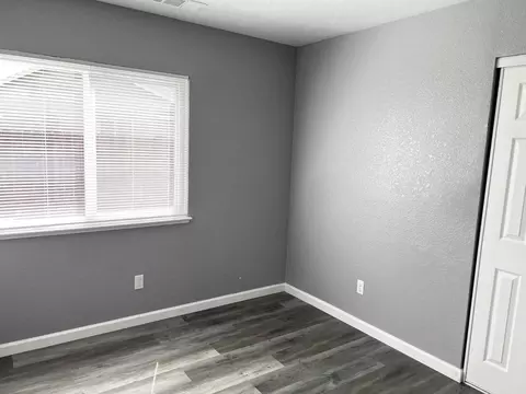 Bedroom - 1701 Amesbury Pl, Modesto, CA 95358 photo 2 of 6