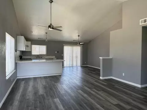 Living - 1701 Amesbury Pl, Modesto, CA 95358 photo 3 of 3