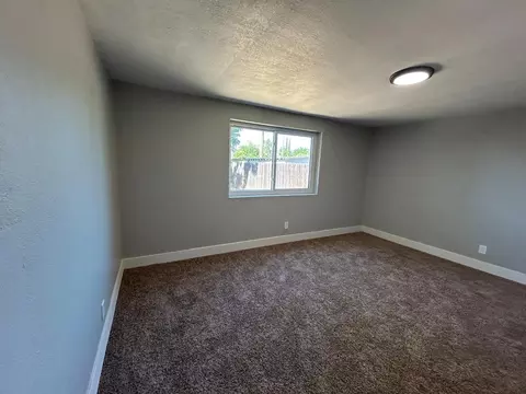 Bedroom - 243 E St, Los Banos, CA 93635 photo 4 of 5