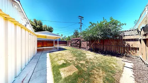 Exterior - 2230 Ada St, Modesto, CA 95354 photo 4 of 6