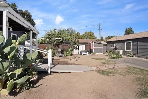 946 El Vecino Ave, Modesto, CA 95350 photo 19
