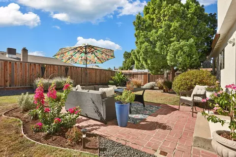 Exterior - 1640 Bondy Ln, Tracy, CA 95376 photo 7 of 13