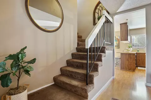 Entry Way - 1640 Bondy Ln, Tracy, CA 95376 photo 3 of 4