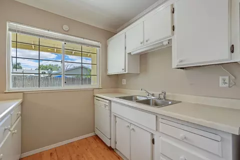 Kitchen - 1628 Galvez Ave, Modesto, CA 95355 photo 3 of 4