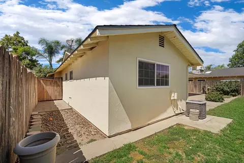 Exterior - 1628 Galvez Ave, Modesto, CA 95355 photo 10 of 14