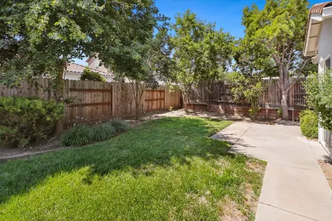 Exterior - 5250 Graytree Way, Antelope, CA 95843 photo 10 of 11