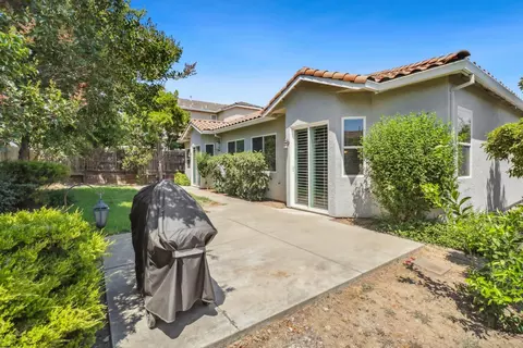 Exterior - 5250 Graytree Way, Antelope, CA 95843 photo 6 of 11