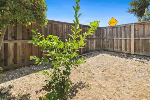 Exterior - 5250 Graytree Way, Antelope, CA 95843 photo 5 of 11
