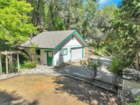 Exterior - 12158 E Brookview Dr, Grass Valley, CA 95945 photo 24 of 25