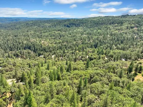 View/Area - 12158 E Brookview Dr, Grass Valley, CA 95945 photo 5 of 10