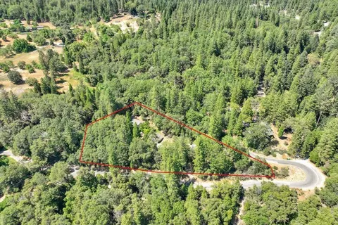 View/Area - 12158 E Brookview Dr, Grass Valley, CA 95945 photo 8 of 10