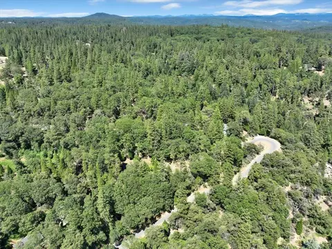 View/Area - 12158 E Brookview Dr, Grass Valley, CA 95945 photo 2 of 10