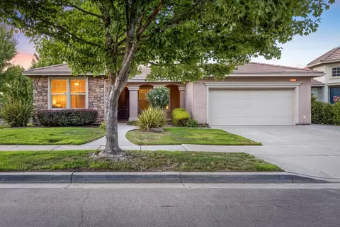 Exterior - 1891 Trail Way, Turlock, CA 95382 photo 2 of 13