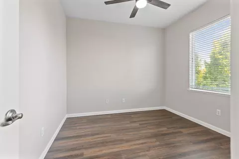 Bedroom - 1891 Trail Way, Turlock, CA 95382 photo 4 of 7