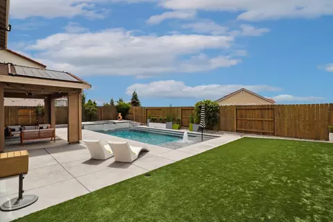 2408 Galloping Trail Ct, Rocklin, CA 95765 photo 3