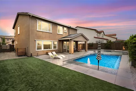 2408 Galloping Trail Ct, Rocklin, CA 95765 photo 2