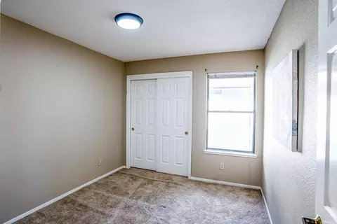 821 Georgetown, Turlock, CA 95382 photo 18