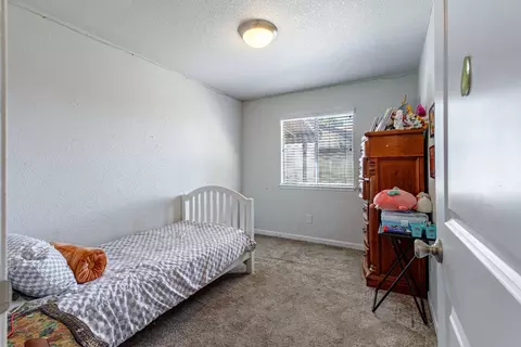 1409 Prospect Ln, Modesto, CA 95355 photo 12