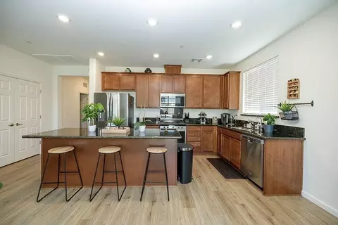 Kitchen - 653 Headley Ln, Patterson, CA 95363 photo 1 of 4