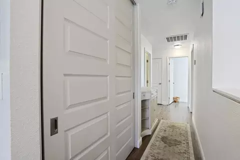 Entry Way - 417 Cedar Ct, Lodi, CA 95240 photo 2 of 2