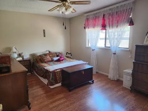 Bedroom - 325 Lannis Ct, Ripon, CA 95366 photo 2 of 2