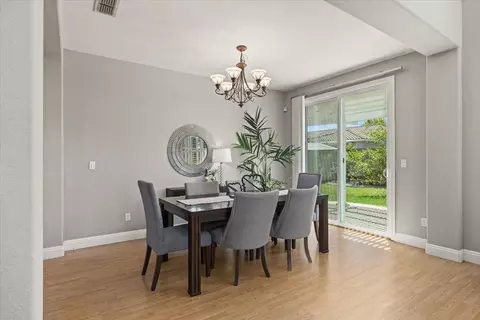 11 Addis Ct, Sacramento, CA 95835 photo 4