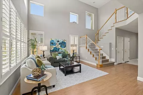 11 Addis Ct, Sacramento, CA 95835 photo 2