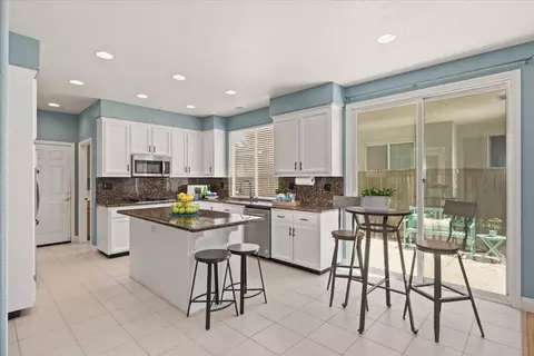 11 Addis Ct, Sacramento, CA 95835 photo 12