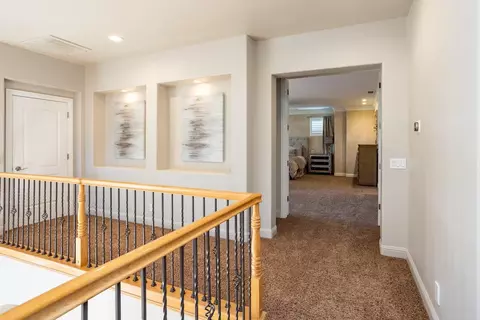 Entry Way - 824 Oak Terrace Ct, Ripon, CA 95366 photo 7 of 7